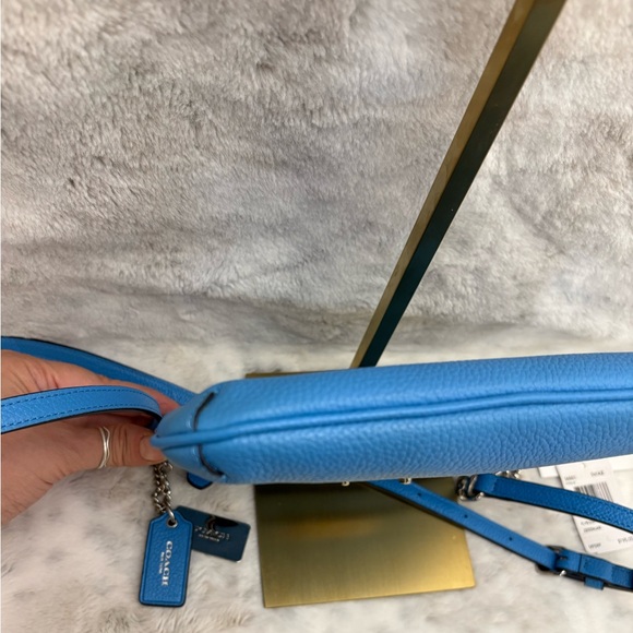 Coach NWT Swagger Crossbody Adjustable Chain and leather strap front slip pocket - Picture 9 of 13